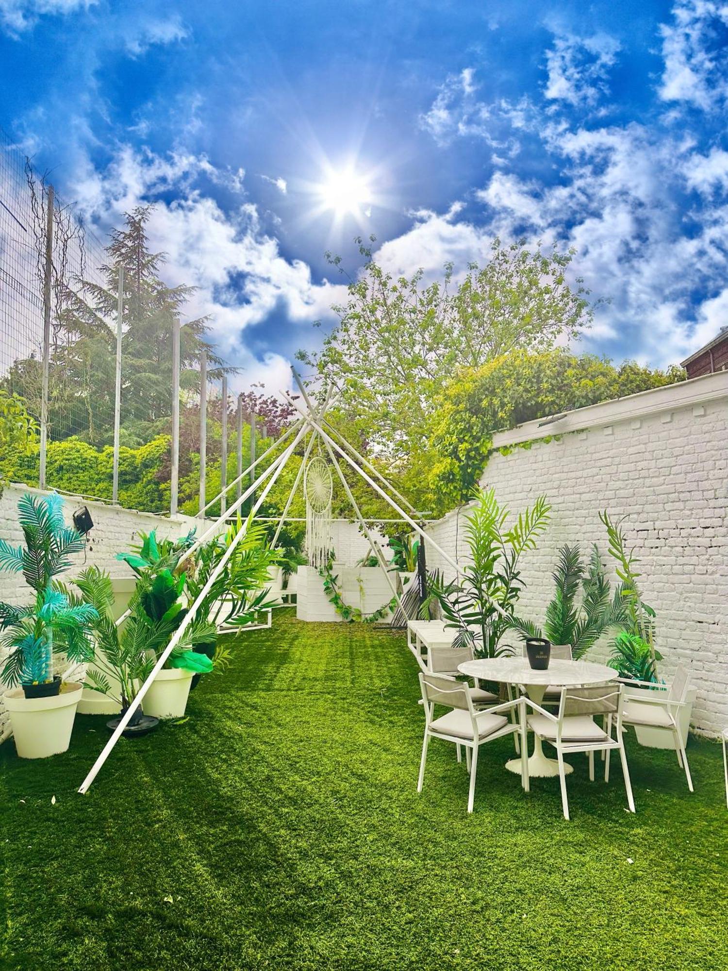 05 -Bali Style Room - Tourcoing Exterior foto